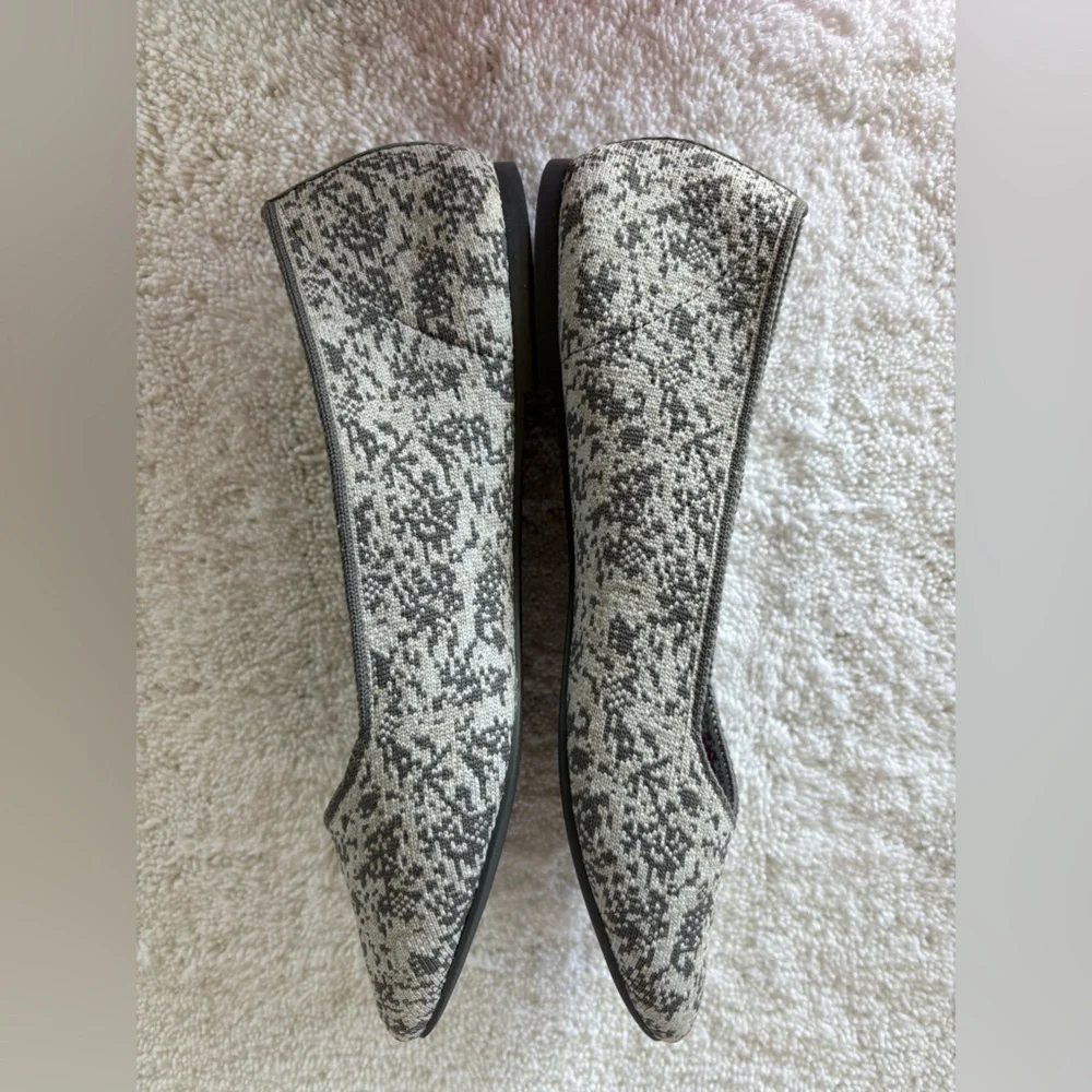 Skechers Camo Flats with Air-Cooled Memory Foam Insoles